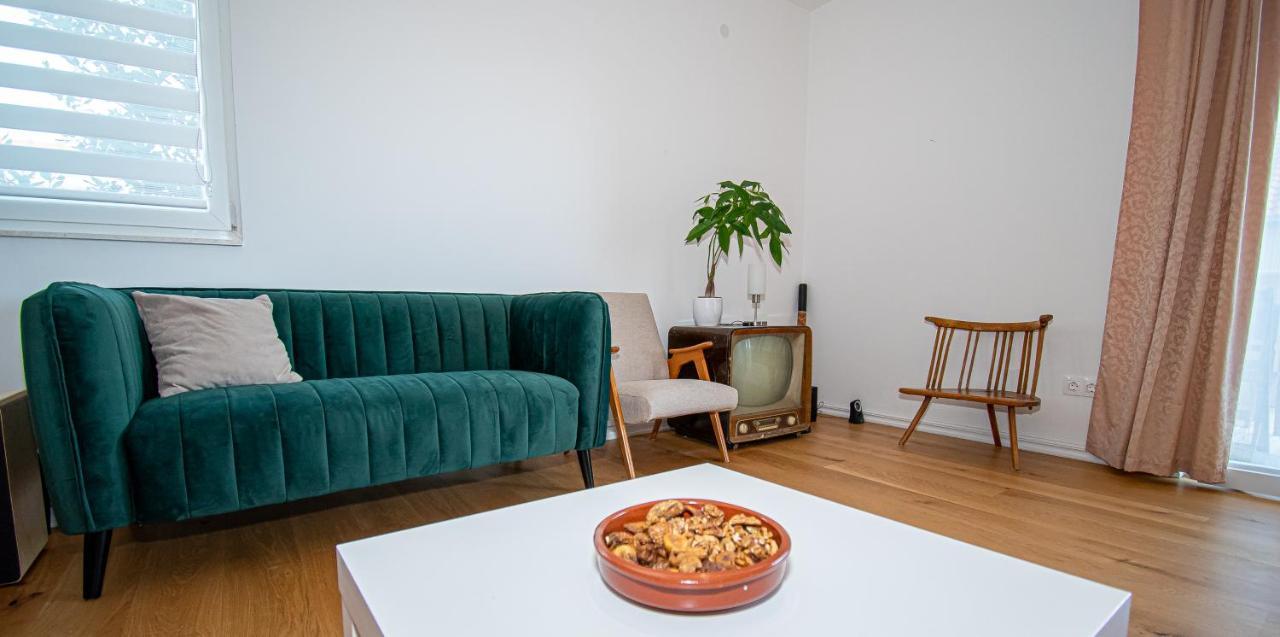 Apartment Nikola Kastel Novi Luaran gambar