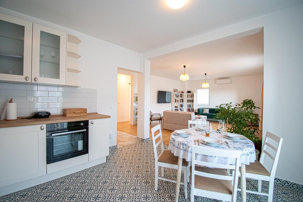 Apartment Nikola Kastel Novi Luaran gambar